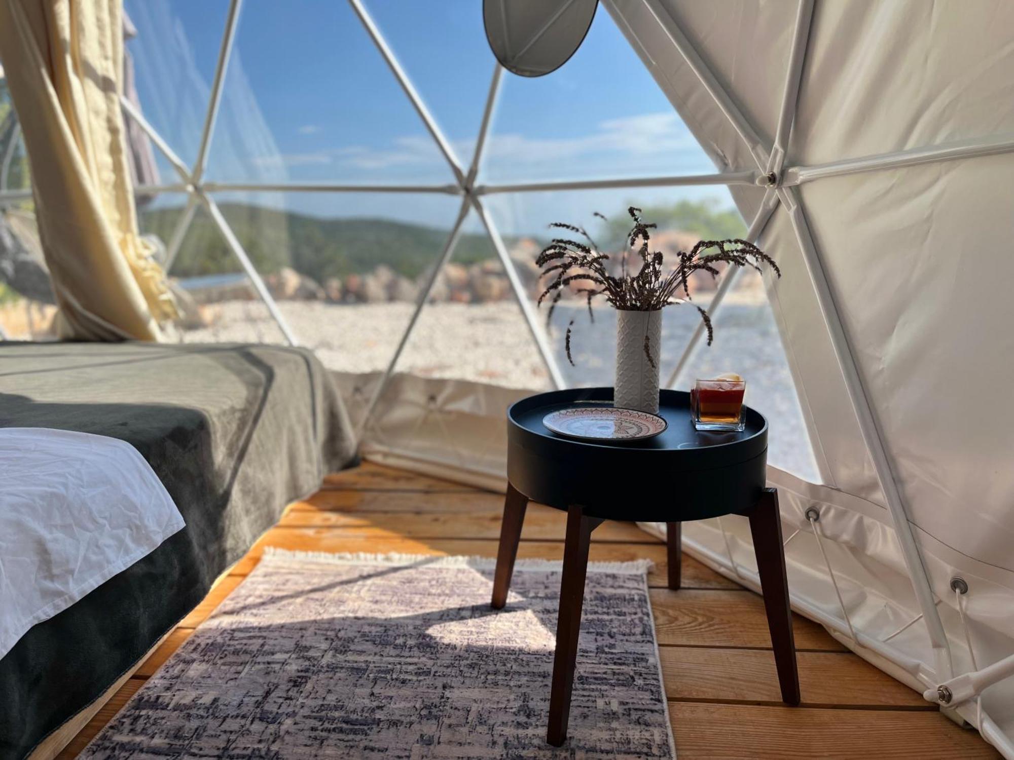Glamping Peninsula Lustica Rose Villa Tivat Exterior photo